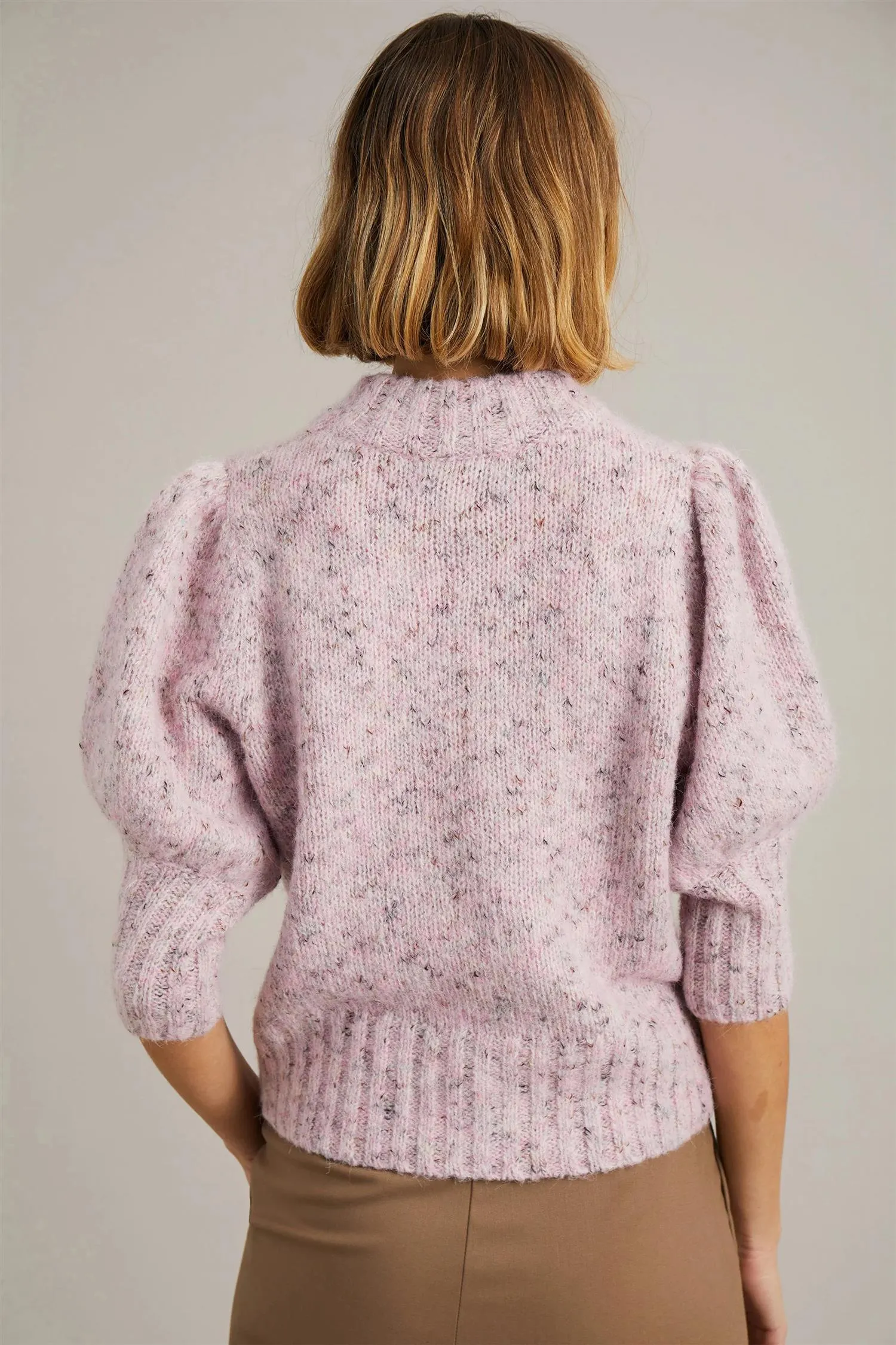 Aira Knit Rose