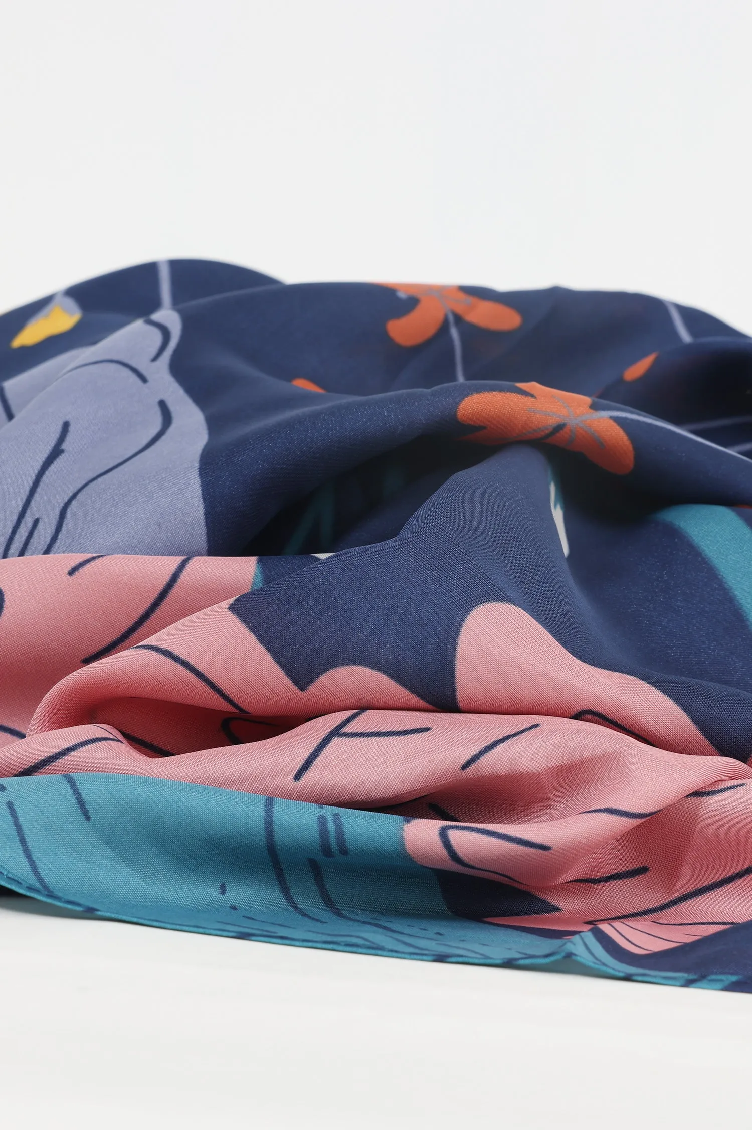 BLOSSOM EMBRACE SCARF-NAVY