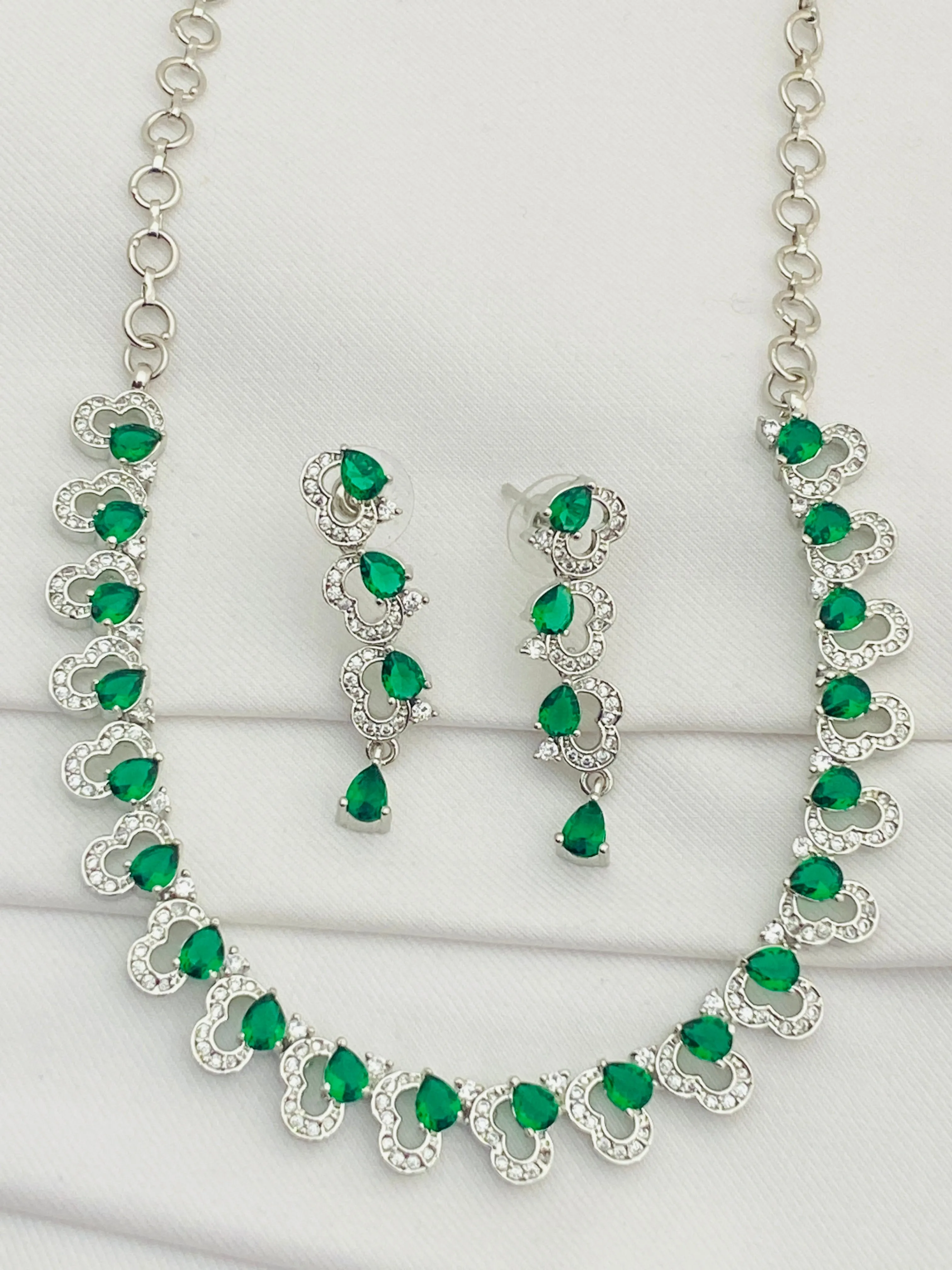 Charming Heart Designed American Diamond Necklace And Earrings With Green Color