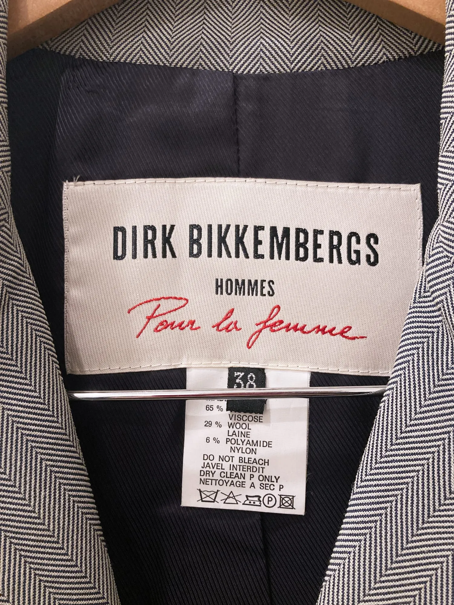 Dirk Bikkembergs spring 1995 grey herringbone detachable button chain blazer