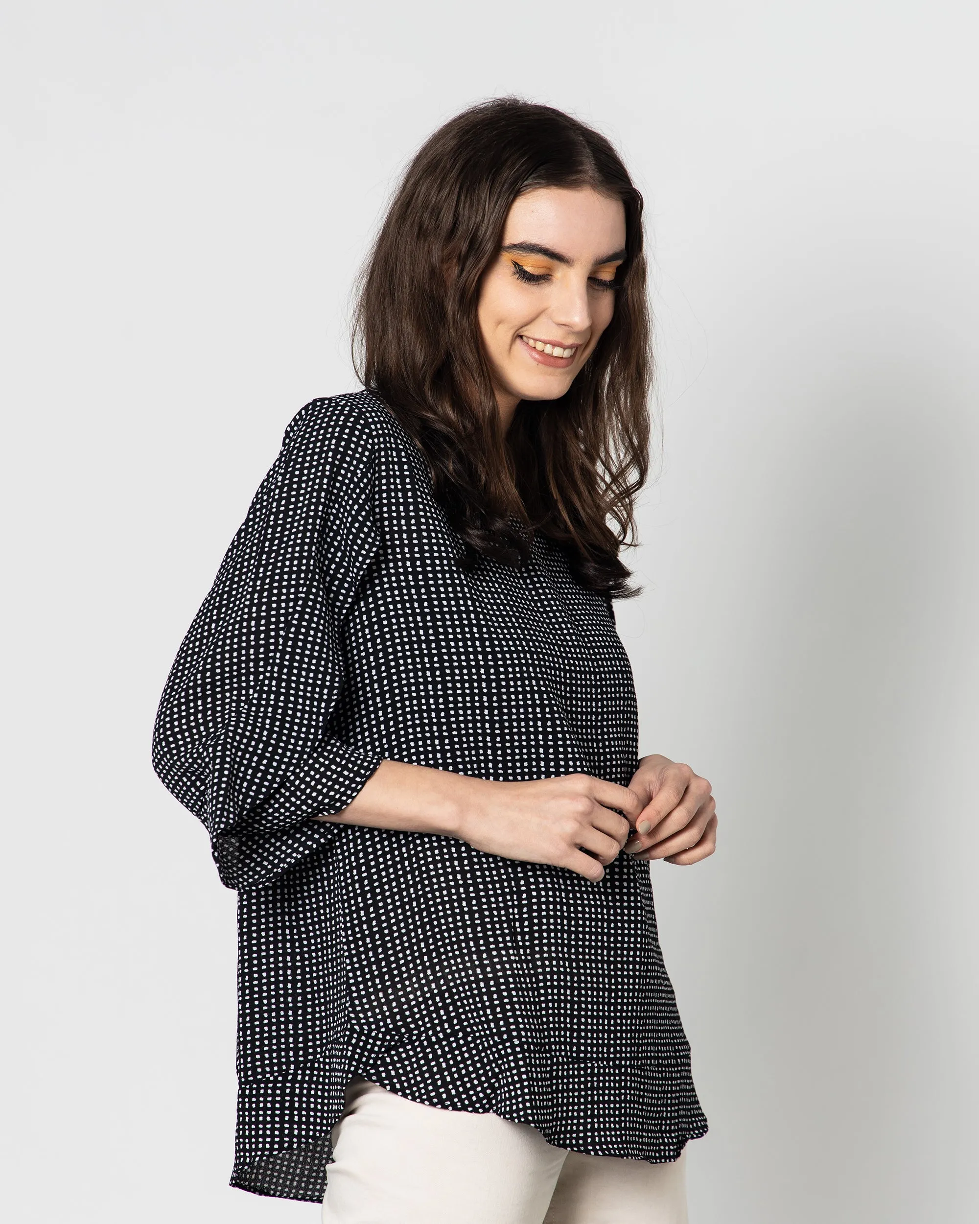 DOTTED ROUND NECK BLOUSE 1075 - بلوزه