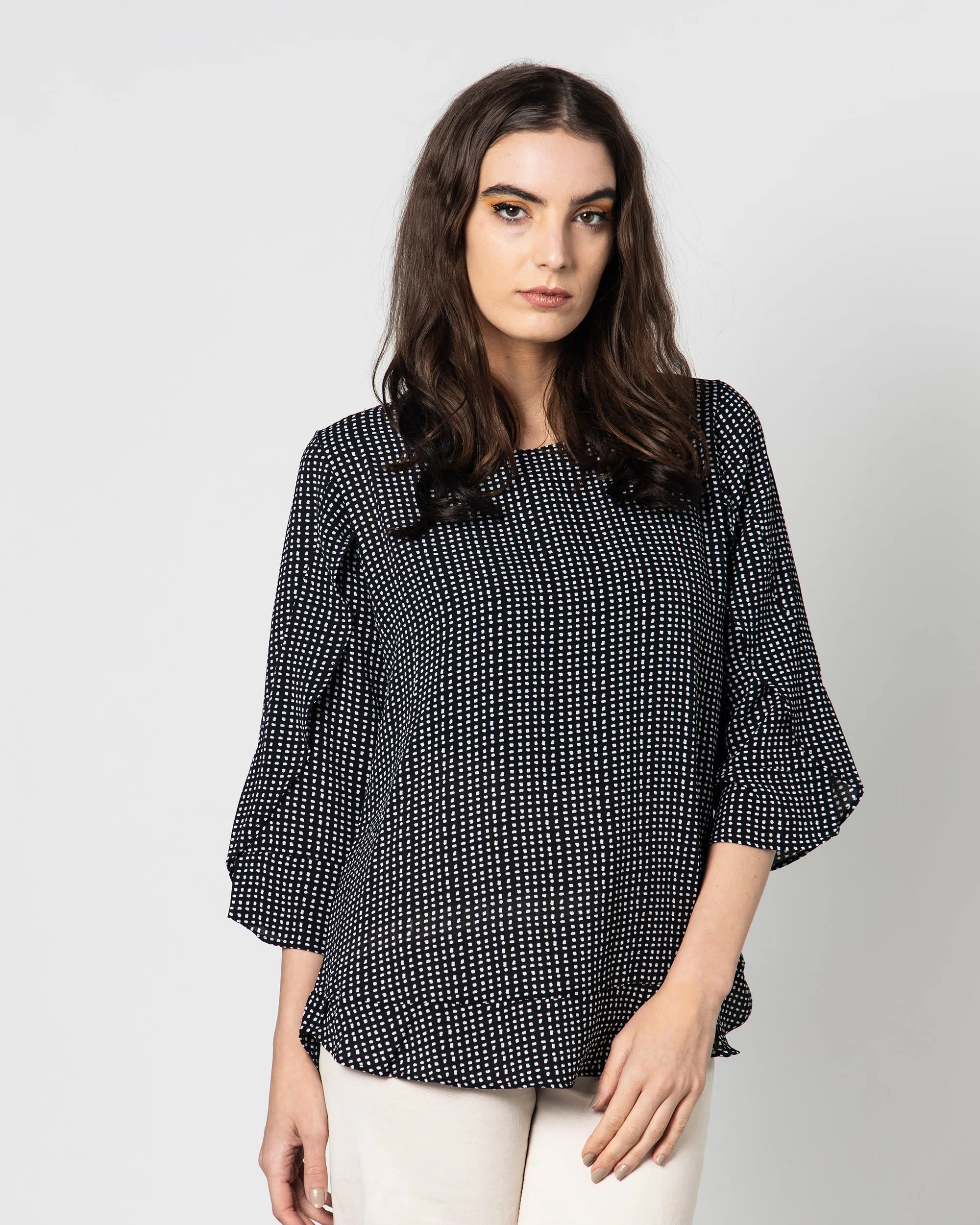 DOTTED ROUND NECK BLOUSE 1075 - بلوزه