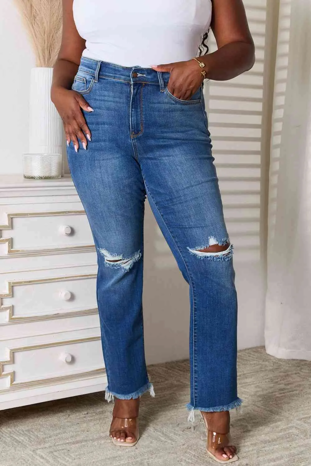 Judy Blue ,High Waist Knee Destroy & Fray Hem Straight Jeans