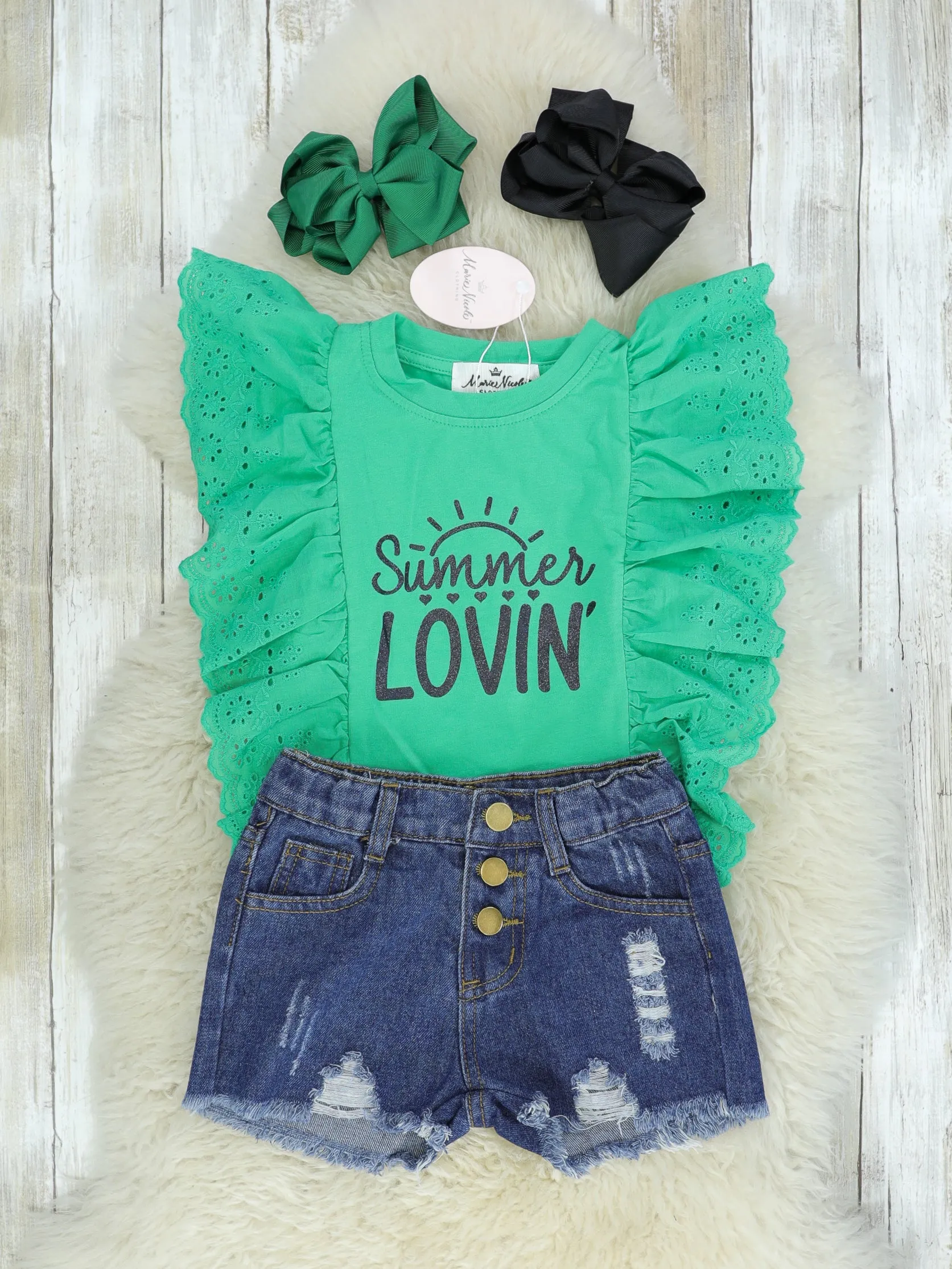 "Summer Lovin'" Lace Eyelet Top & Distressed Denim Outfit