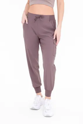 Sporty Vibes Capri Joggers